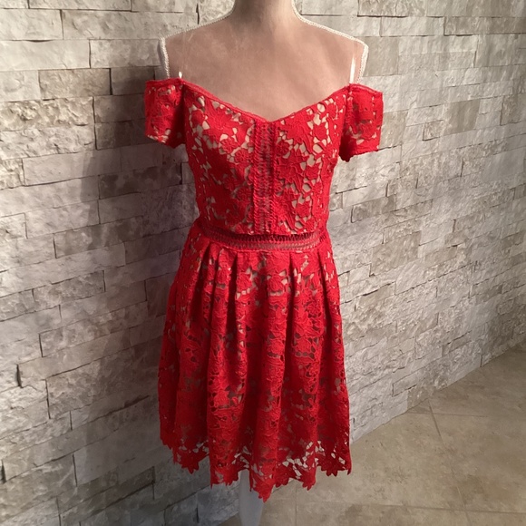 Francesca’s Beverly Off The Shoulder Lace Dress (NWT) - Picture 1 of 14